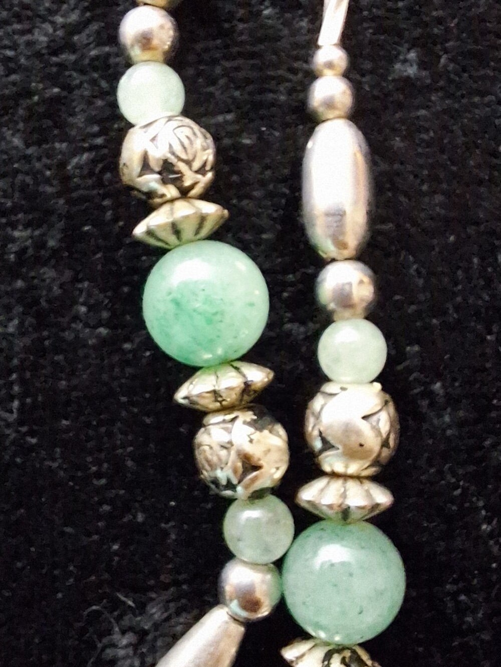Vintage Style Double Strand Green Bead Pearl Statement Necklace Silver Tone Long - Picture 4 of 6